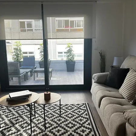 Black Parking A Menos De 1 Min A Pie * Vigo