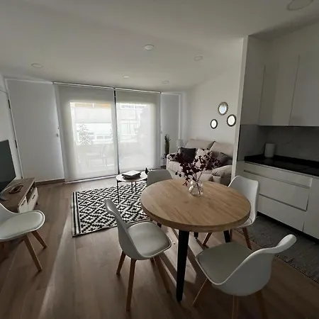 Black Parking A Menos De 1 Min A Pie