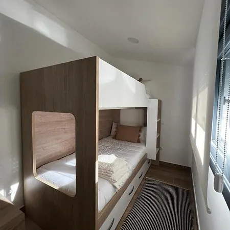 Apartment Black Con Garaje