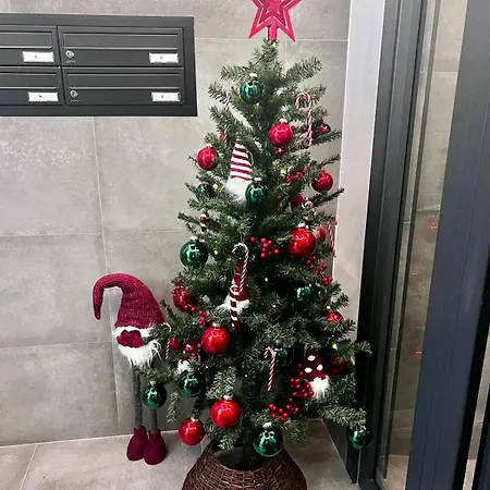 Black Parking A Menos De 1 Min A Pie * Vigo