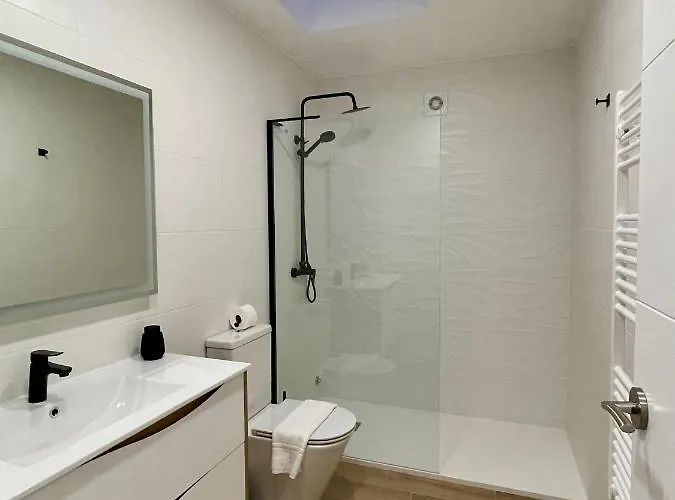 Black Parking A Menos De 1 Min A Pie Apartmán