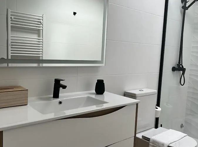 Black Parking A Menos De 1 Min A Pie Apartmán