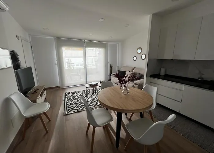 Black Parking A Menos De 1 Min A Pie