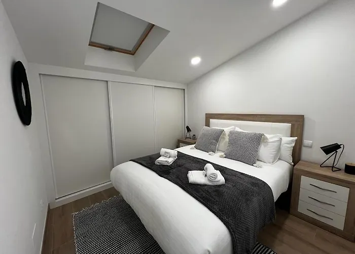 Apartmán Black Parking A Menos De 1 Min A Pie *